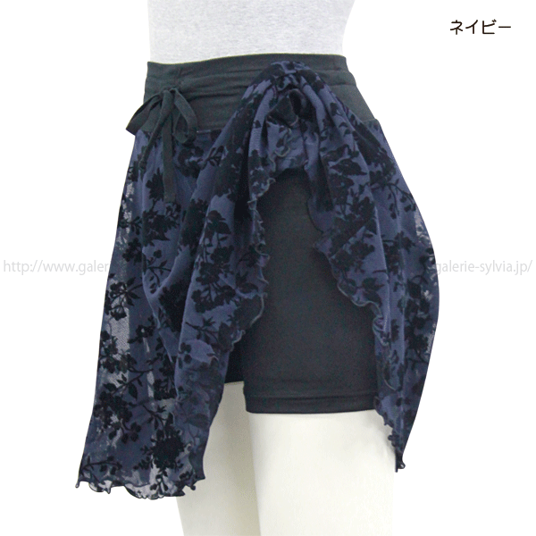 シルビア スパッツ付フレアスカート(ブーケ柄フロッキープリント